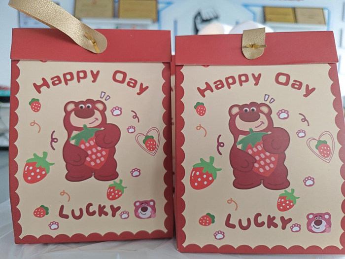 冬至有愛，圣誕有你，共慶生辰