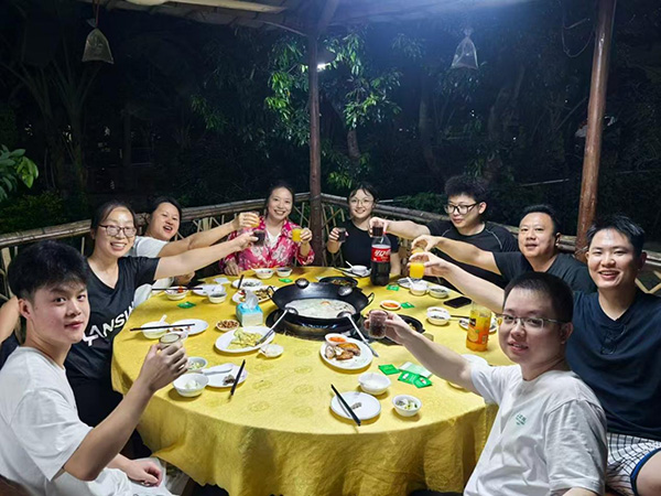 登山團(tuán)建丨攜手共進(jìn)&nbsp; 勇攀高峰