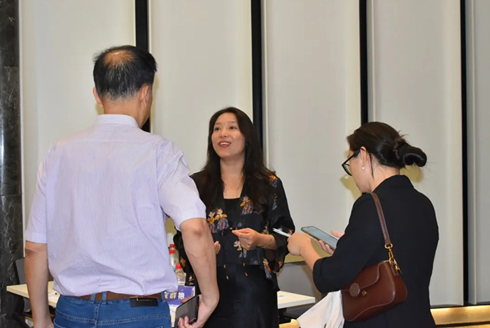  億天凈化總經(jīng)理出席生物制藥與醫(yī)療器械研討廠房建設(shè)沙龍，并發(fā)表演講 